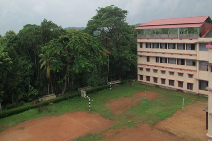 https://cache.careers360.mobi/media/colleges/social-media/media-gallery/14215/2019/1/4/College Ground of St Stephens College Kottayam_Campus-View.JPG